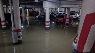 Garaje afectado por las aguas fecales