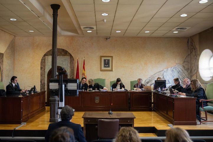 Vista por el recurso del asesinato de Isaac