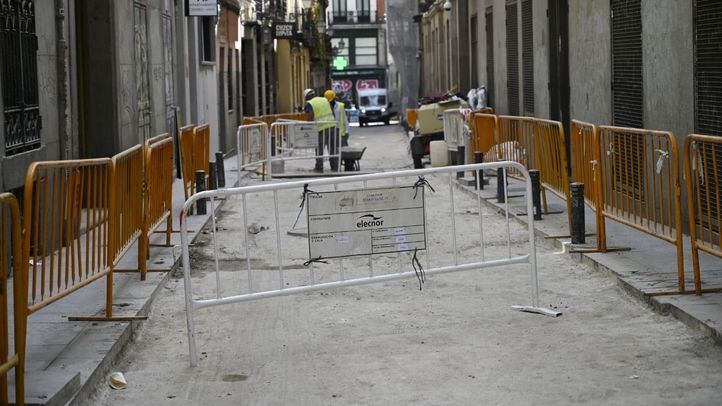 Imagen de archivo de operarios trabajando en la Operación Asfalto