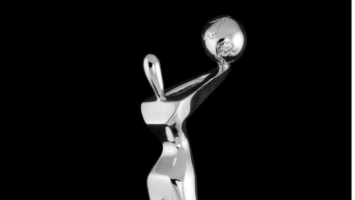 Trofeo de los Premios PLATINO