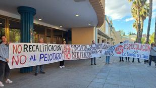 Protesta contra el proyecto urbanístico en la Ermita del Santo