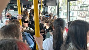 El incumplimiento de las frecuencias de autobuses a Arroyomolinos deja al pueblo abandonado