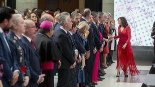 El “punto y aparte” de Sánchez monopoliza un Dos de Mayo en clave política: “Es el señor bulo”
