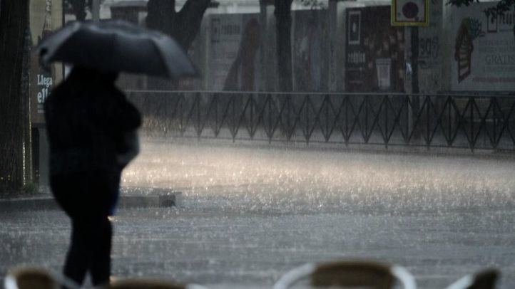 Una brusca tormenta provoca el caos en las fiestas de Valdemoro