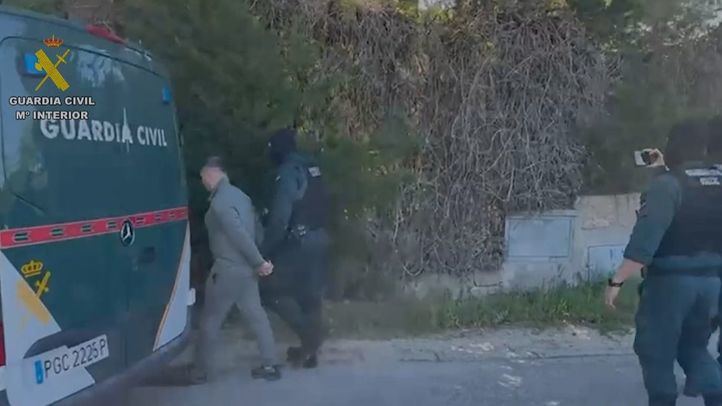 Cae una banda que robaba con butrones cargamentos de alcohol, perfumes y ropa en naves de varias provincias