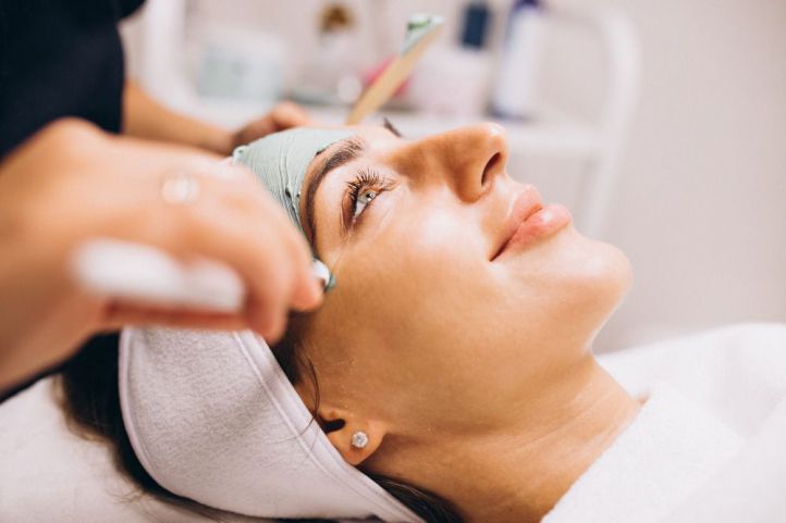 Clínicas Dorsia revela los tratamientos de medicina estética facial más populares para las novias antes de su gran día