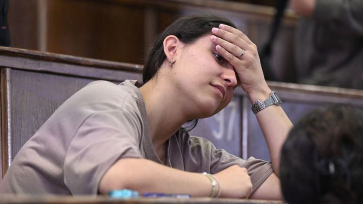Estudiante se enfrenta a los exámenes de la EvAU en 2023