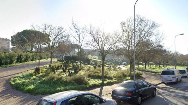 Detenido un joven y tres chicas menores por agredir e insultar a una transexual al grito de 'medio hombre'