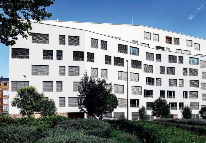 EMVS Madrid promoverá la construcción de 12.000 viviendas públicas 'para equilibrar los precios y atender la demanda'