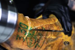 Cómo empezar y cortar un Jamón: Guía completa para principiantes y expertos