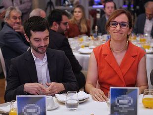 Mónica García anuncia un Plan para promover la atención domiciliaria