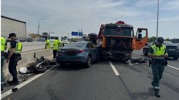 Accidente de tráfico en la M-40
