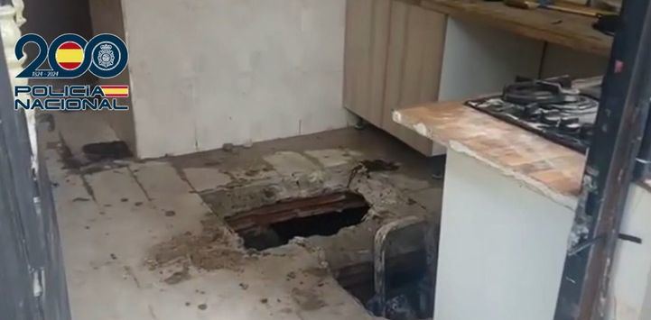 Policía halló bajo el suelo de una cocina los restos de Francis, que fue asesinado por una deuda