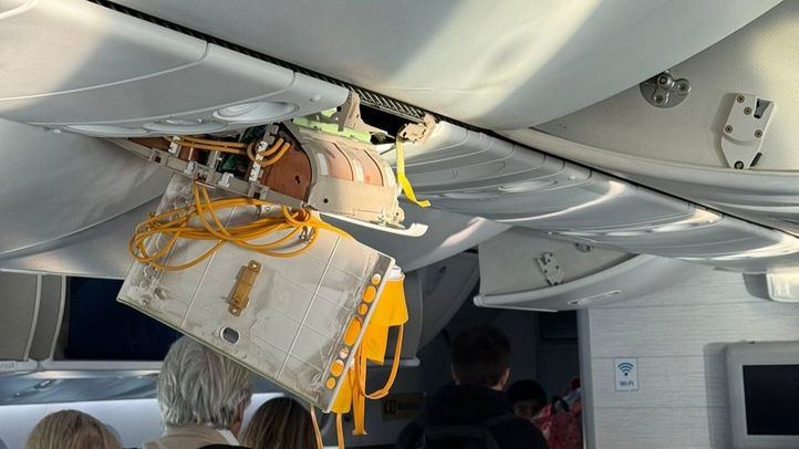 Daños en un avión de Air Europa entre Madrid y Montevideo por fuertes turbulencias