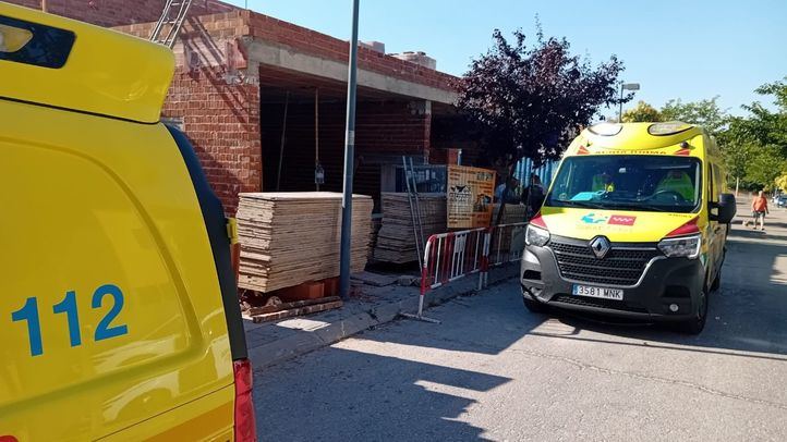 Un trabajador sufre un paro cardíaco tras un golpe de calor