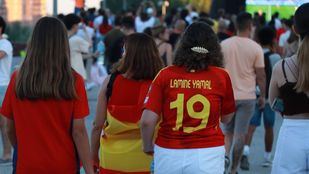 Yamal y Olmo ponen a España a un escalón de la gloria