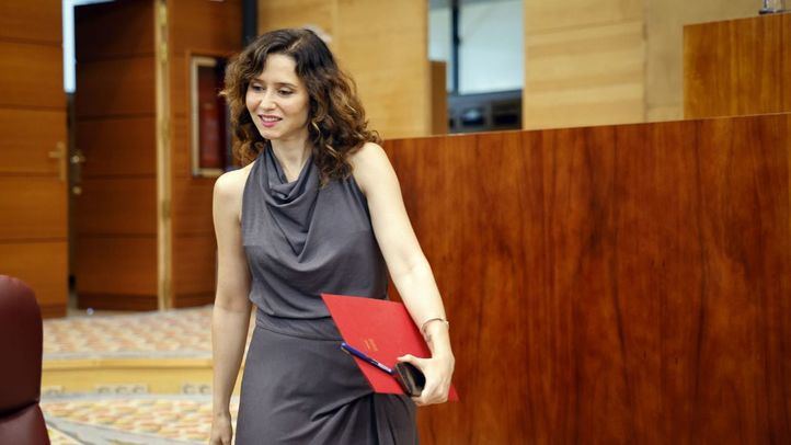 Ayuso en el Pleno de la Asamblea