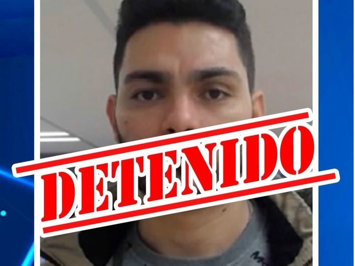 Imagen de Jonathan Montoya en el cartel de los fugitivos más buscados