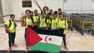 Niños y niñas saharauis llegan a Madrid, gracias al programa 'Vacaciones en paz'