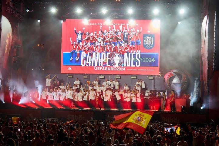 Celebración de la Selección en Cibeles tras ganar la Eurocopa