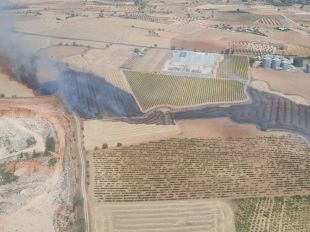 Extinguido el incendio que ha quemado 13 hectáreas de pastos en Colmenar de Oreja