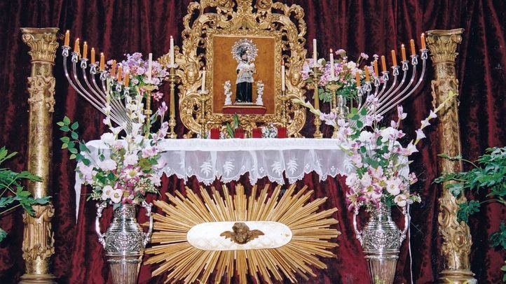 Altar de San Cayetano en la Ribera de Curtidores. 2004.