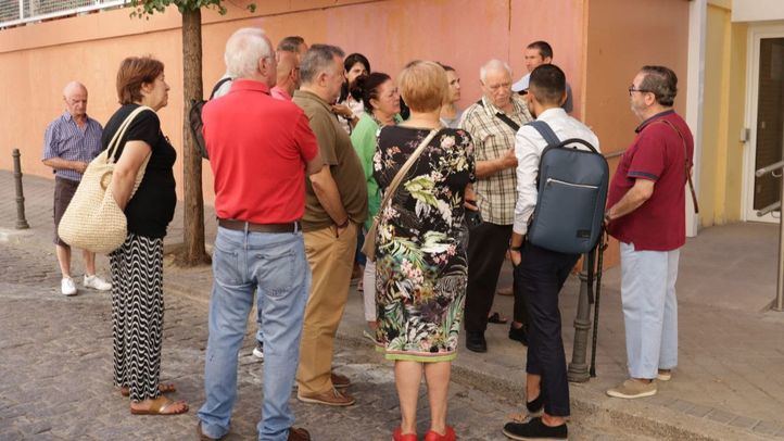 La Asociación de Vecinos Cavas-La Latina y residentes de los Apartamentos Municipales para Mayores San Francisco convocan una concentración para protestar contra el traslado de los usuarios a otras residencias por las obras realizadas en el centro