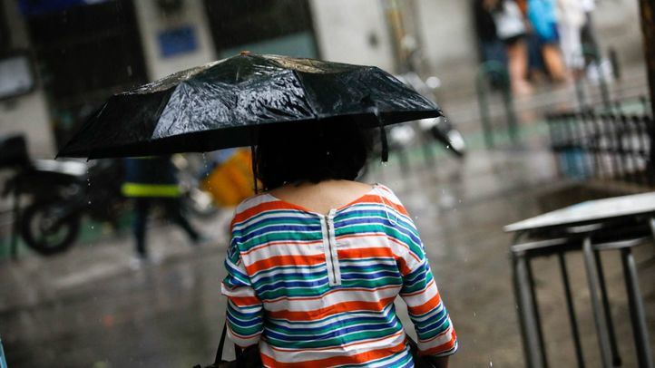 Adiós al buen tiempo en Madrid: lluvias intensas y tormentas hasta el viernes