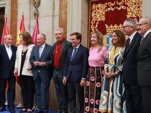 Madrid homenajea a los Cronistas de la Villa: “Sois testigos privilegiados de la historia de la ciudad”