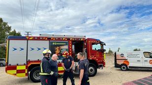 Bomberos en la zona de Torrejón donde se ha producido el accidente laboral