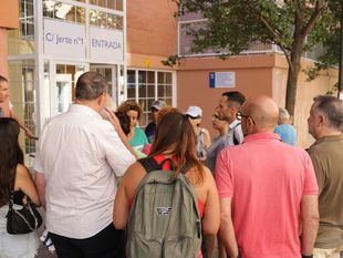 Mayores reacios a abandonar los apartamentos San Francisco retrasan las obras en el edificio