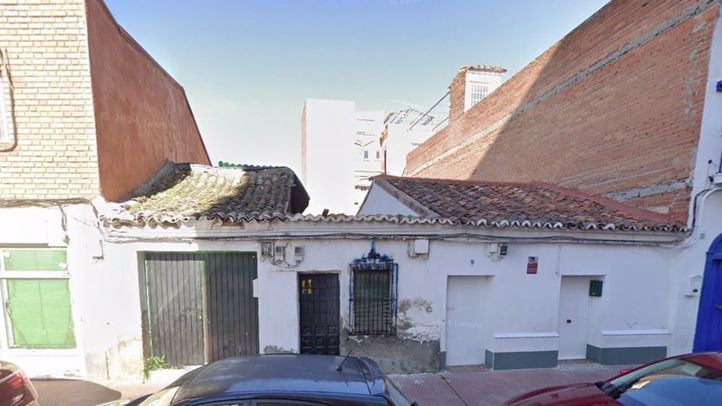 Un pitbull muerde a un niño de dos años en una casa okupada de Alcalá de Henares