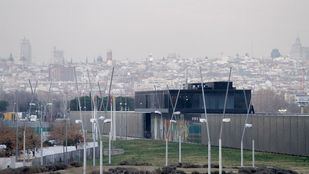 Vecinos de Usera, hartos de "macroeventos" en la Caja "Trágica"