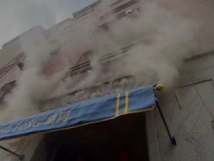 Un incendio en la cocina de un restaurante provoca el desalojo de los vecinos colindantes