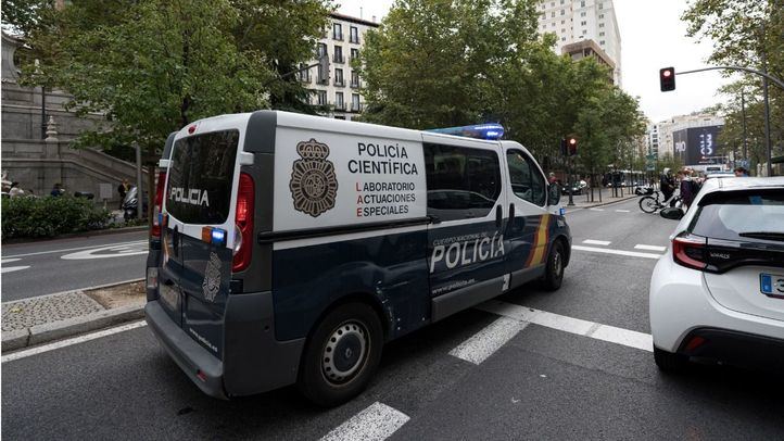 Un furgón de la Policía Científica