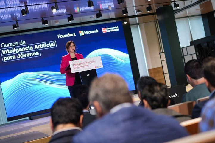 Madrid formará a 100.000 jóvenes en inteligencia artificial
