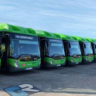 Conductores de autobuses inician una huelga general