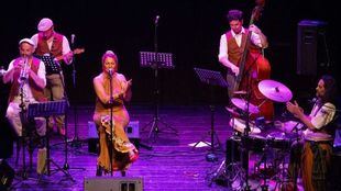 'Tenderete Flamenco’ presenta en Madrid ‘En el Azul’