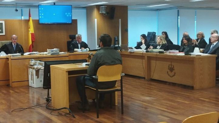 Juicio al acusado de matar a un enfermero del Hospital Príncipe de Asturias