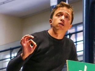 Errejón pide al juez que reabra la causa para defenderse de la acusación de agresión sexual