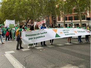 Nueva 'Marea Verde' por la reducción de las horas lectivas de maestros y profesores