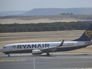 Consumo sanciona a cinco aerolíneas de bajo coste por prácticas abusivas