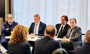 Madrid y Transportes volverán a reunirse el 29 en busca de un plan conjunto de movilidad en la A-5