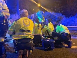 Un taxista sufre parada cardiorrespiratoria y provoca colisión múltiple