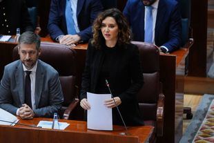 Ayuso llama "cobarde" a Sánchez y le acusa de orquestar "una operación de Estado" para "destruirla"