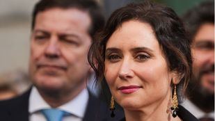 Ayuso y Martín coinciden este viernes tras celebrar los homenajes a la Constitución por separado