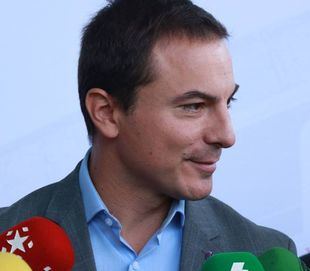 Lobato y su candidatura a las elecciones autonómicas de 2027: "En política no se puede descartar nada"