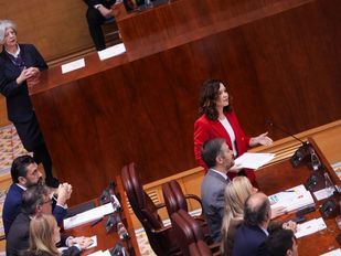 La "francosfera" llega a Vallecas: "Sin Franco, Pedro Sánchez no es nada ni nadie"