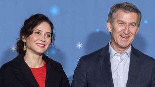Ayuso felicita la Navidad a la "familia Popular" entre críticas al sanchismo
