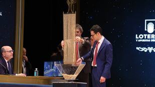 El tercer premio, 11.840, cae en Torrejón de Ardoz y la capital